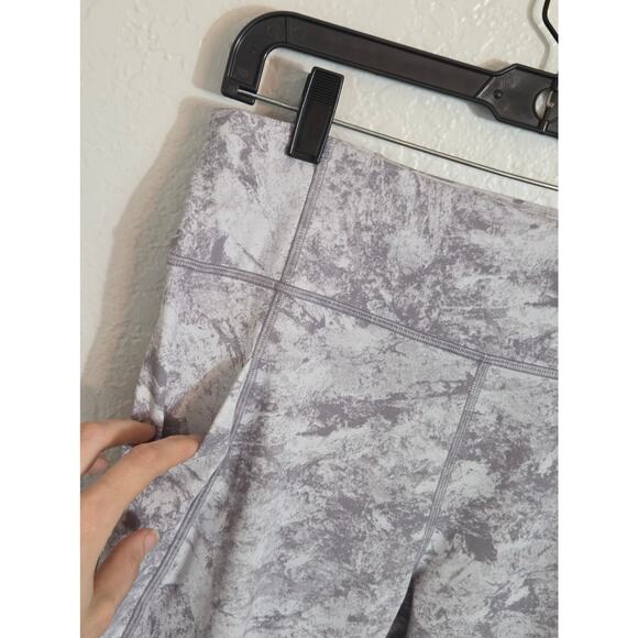 Lululemon Women's Time To Sweat Crop Leggings 23" Inseam Size 10‎ Gym Pockets - Picture 4 of 10